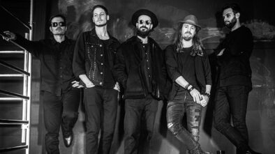 ¿Adorable? No. Letal. Así es BLACK CAT el nuevo tema de LUBACK