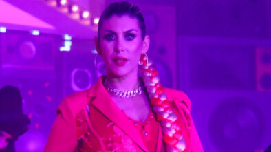 Soleil presenta su explosivo vídeo "Voy, Voy, Voy"