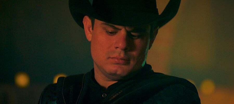 Alfredo Olivas hará vivir una “NOCHE DE ENCICLOPEDIA”