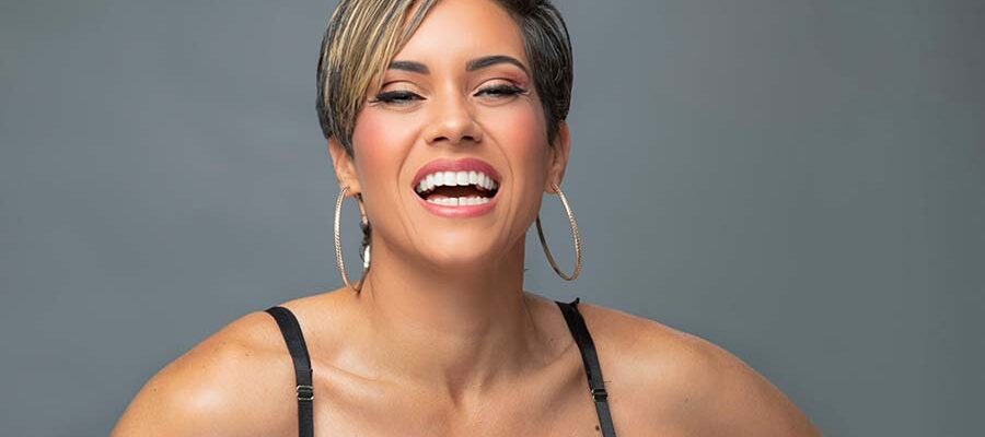 Izis anuncia una nueva era en su carrera musical y presenta su renovada identidad digital